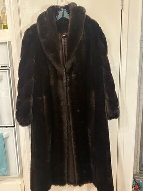 Classic Women's Long Faux Fur Coat in Dark Brown/black